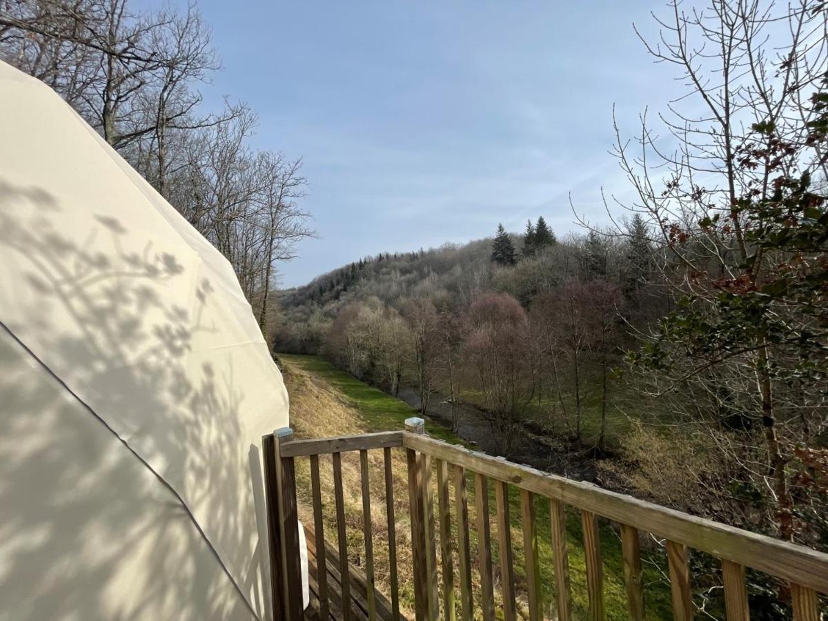 Camping Moulin De Chaules Saint-Constant 외부 사진