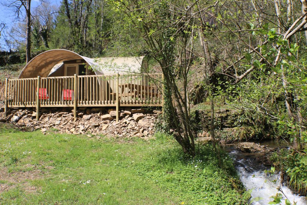 Camping Moulin De Chaules Saint-Constant 외부 사진